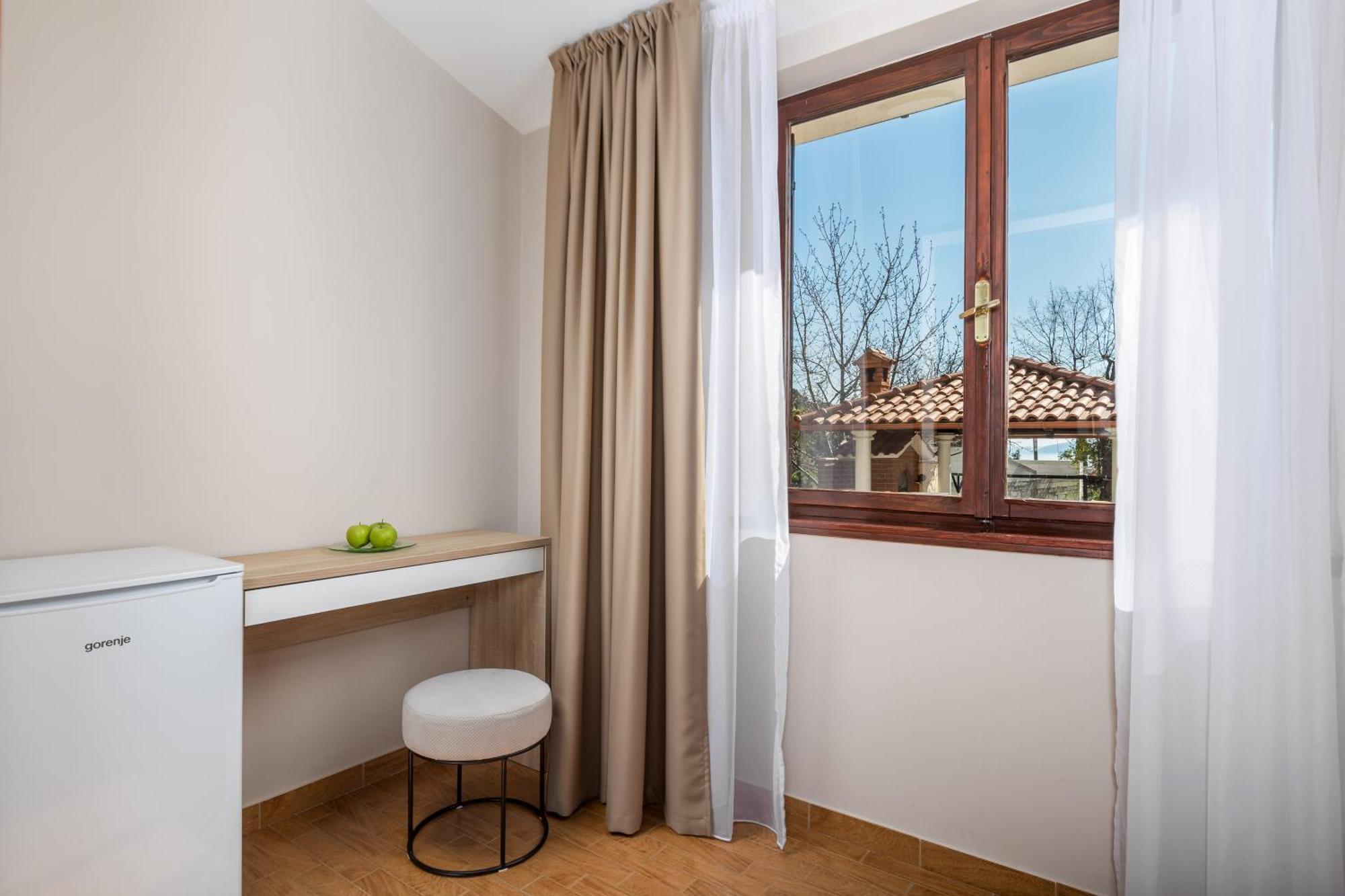 Guest House Deskovic Moscenicka Draga Room photo